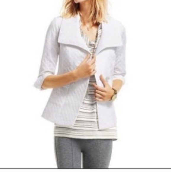 CAbi Jackets & Blazers - CAbi White Quilted Open-Front Blazer
